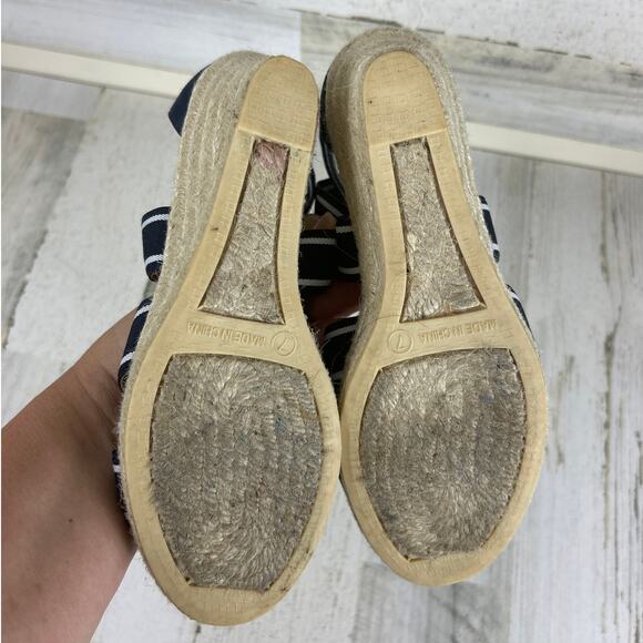 Talbots Women's 7 Navy Blue Stripe Lyndsay Espadrille Slip On Wedge Sandal - Picture 8 of 9